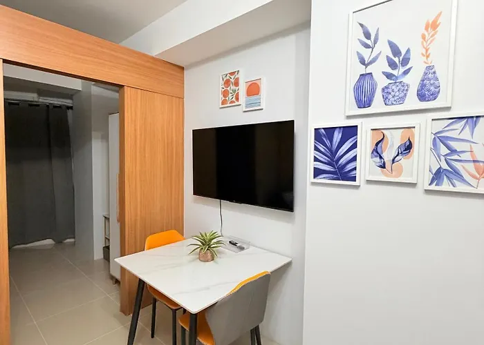 Shell Residences Moa Elegant Condotel